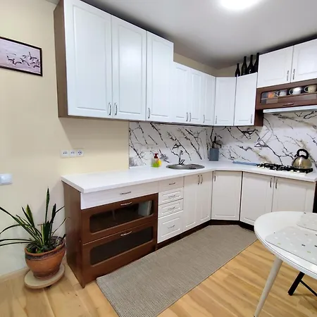 Apartment жк малиновского 37